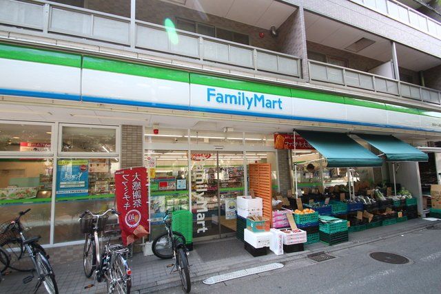 近くに施設あり