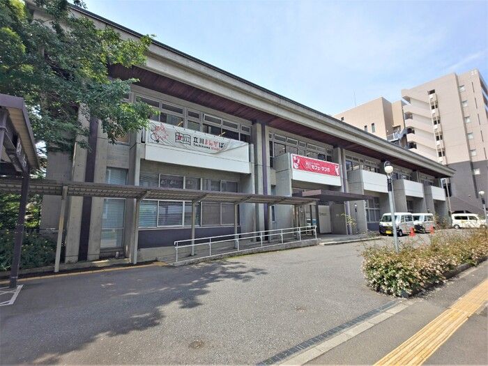 近くに施設あり