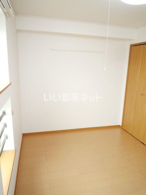 ベッドルーム