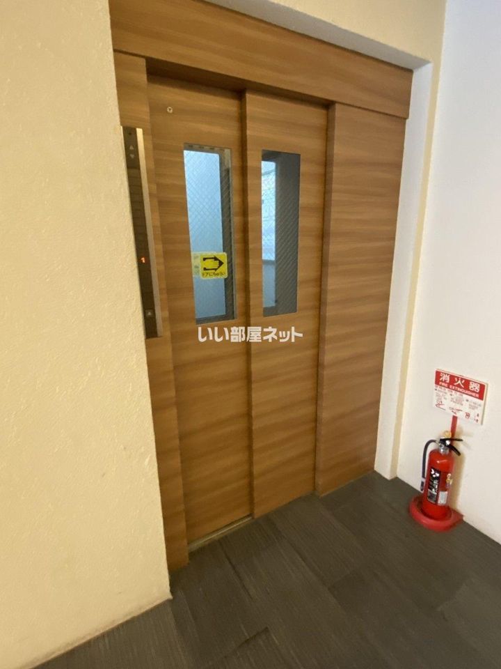 ロビー