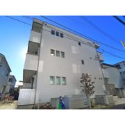 セラ ファーストの外観画像