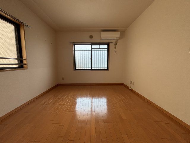 ベッドルーム
