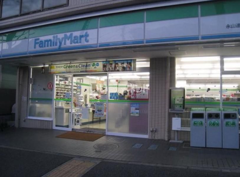 近くに施設あり