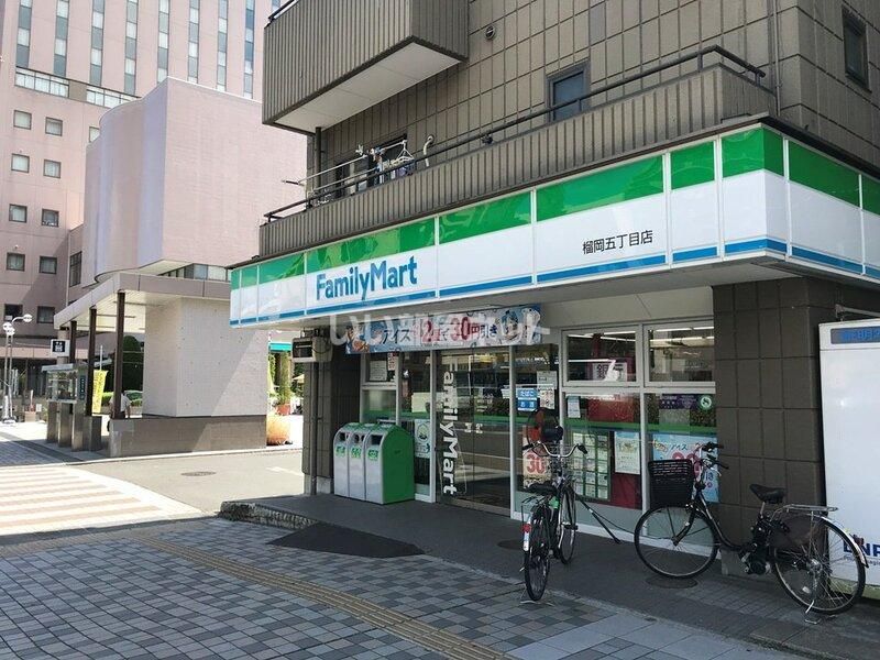 近くに施設あり