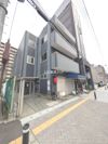 パルジュ・ミサトの外観