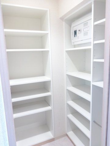 収納