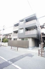 LUNA crescent（ルナ クレッセント）の外観画像