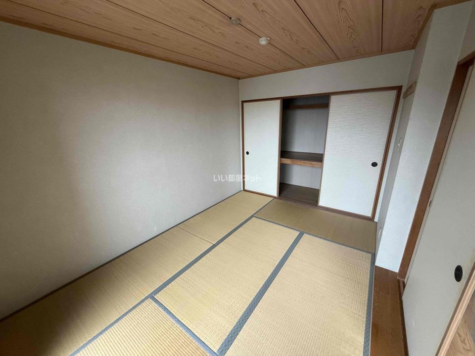 ベッドルーム