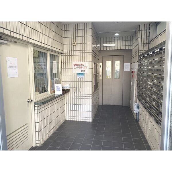エントランス