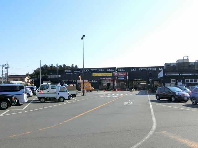 近くに施設あり