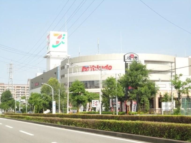 近くに施設あり