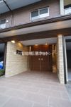 RIVER MOAT SHIJOの外観