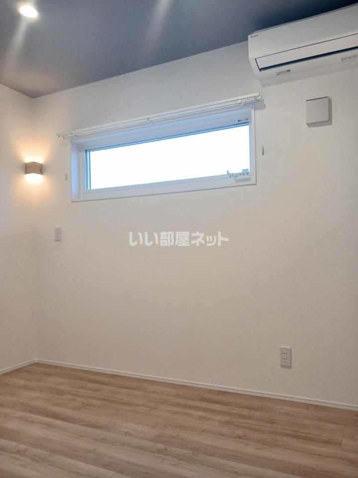 ベッドルーム