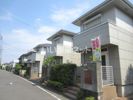 ブリージングタウン百草園の外観