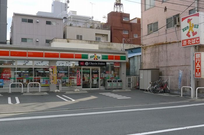 近くに施設あり