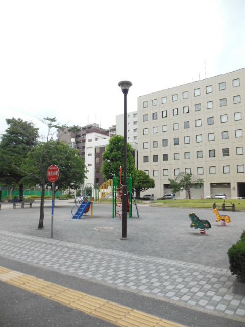 近くに施設あり
