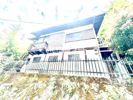 Sur la collineの外観