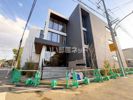 GREEN CRESTの外観