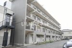 柏原農住団地K棟の外観