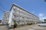 崎原第2マンションの外観