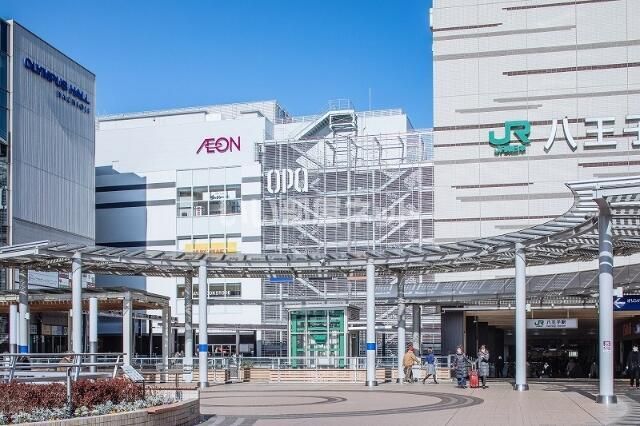 近くに施設あり