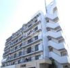 シャトル上杉の外観