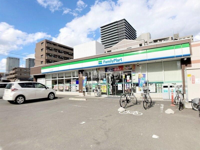 近くに施設あり