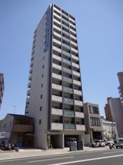 グラビスコート広島駅前通りの外観画像