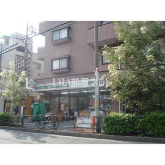 近くに施設あり
