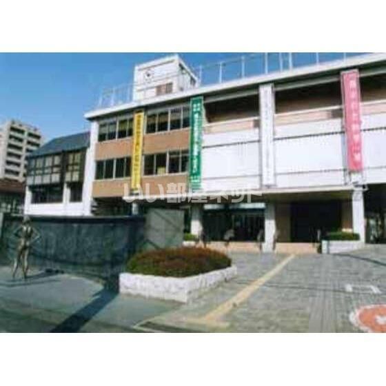 近くに施設あり