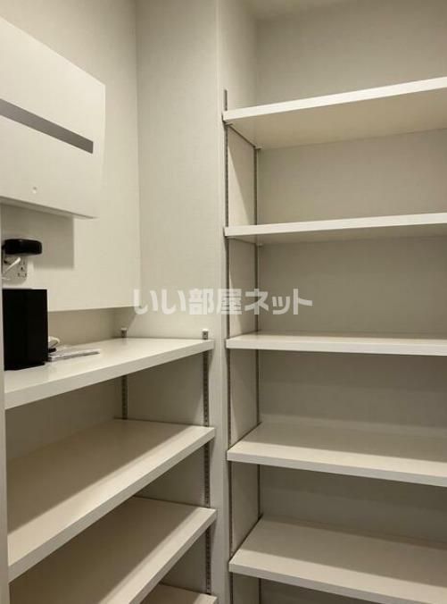 収納