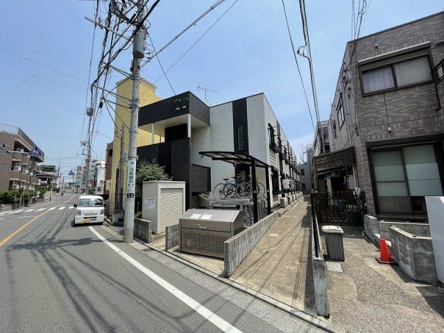近くに施設あり