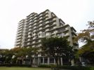 東加古川ハイタウンC棟の外観