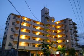 セントラルハイツ東側 3LDKの外観画像