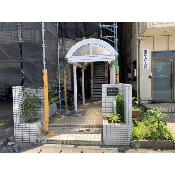 エントランス