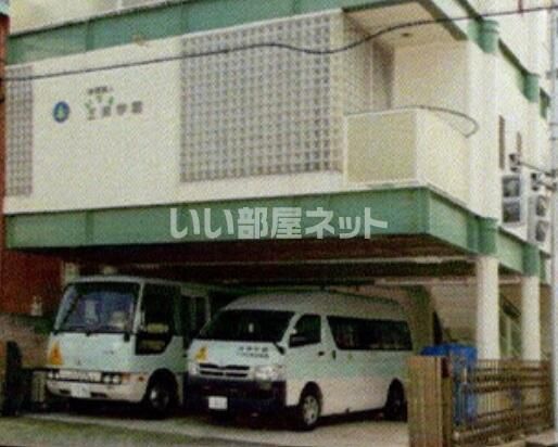 近くに施設あり