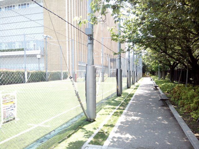 近くに施設あり