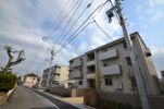 グランドウールA棟の外観