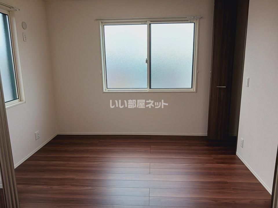 ベッドルーム