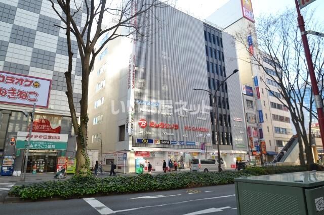 近くに施設あり