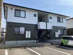 ファミール小春の里 A棟の外観画像
