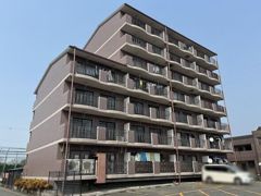 グラン・シャリオ二階堂の外観画像