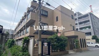 ラティーダ下並木の外観画像