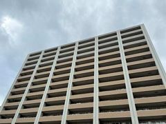 コンフォールスクエアさいたま新都心の外観画像