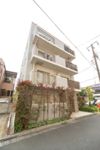 ベルヴュコート中野本町の外観