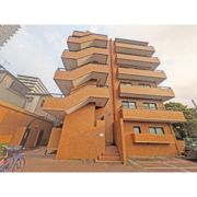 ライオンズマンション新川崎の外観画像