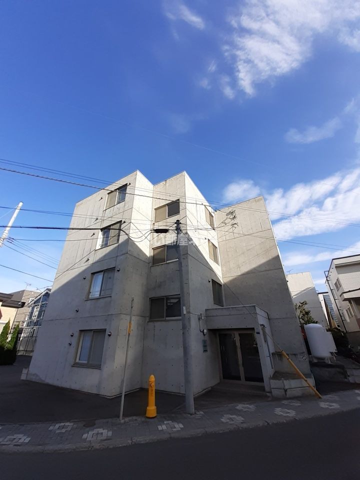 リラさっぽろの外観画像