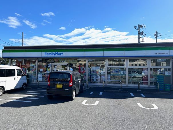 近くに施設あり
