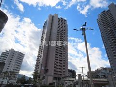 A．CITYタワーズイーストの外観画像
