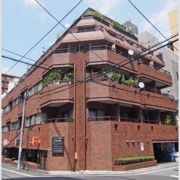 ロイヤルハイツ新宿御苑の外観画像